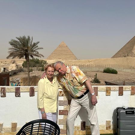 Golden Scarab Pyramids Hotel Kafret el-Gabal Exterior foto